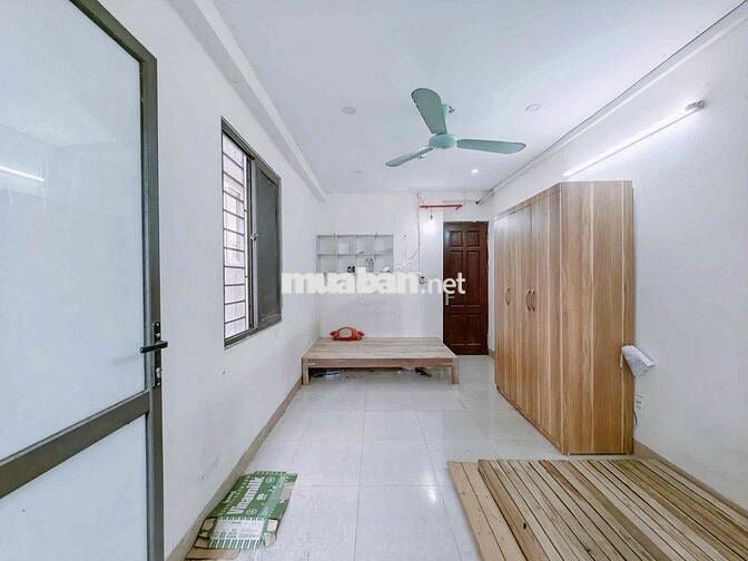 còn trống 3 phòng khép kín. giá rẻ