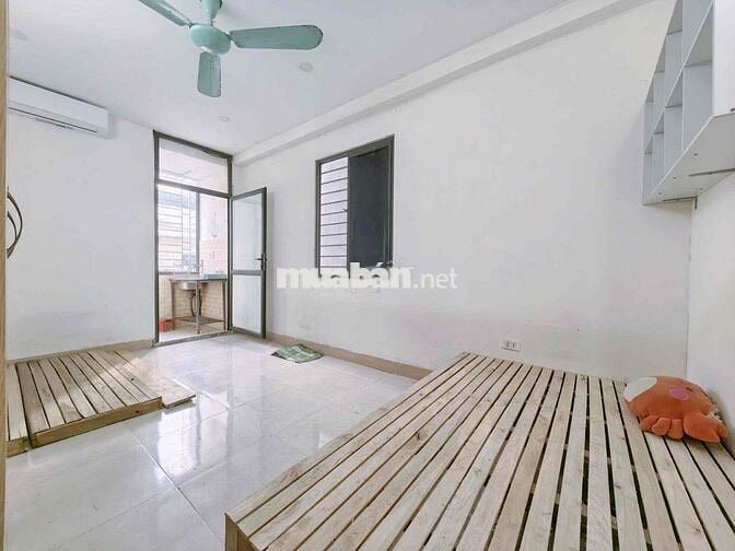 còn trống 3 phòng khép kín. giá rẻ
