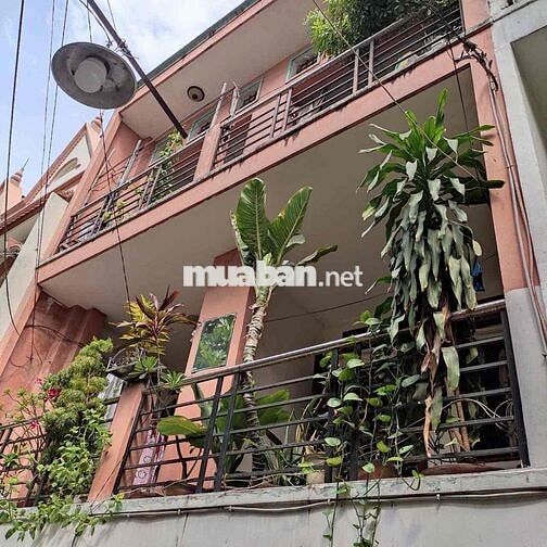 Bán nhà hẻm xe hơi cách nguyễn xí 50m