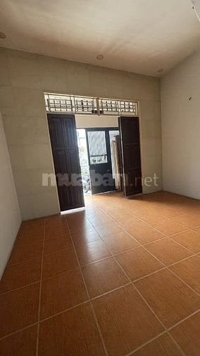 Bán nhà đúc 4 tầng - đường Âu Cơ - Phường Phú Trung - diện tích 64m2