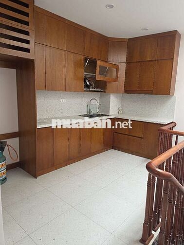 cho thuê nhà 60m ngõ oto vào nhà sát metro tuyến số 2 siêu thoáng