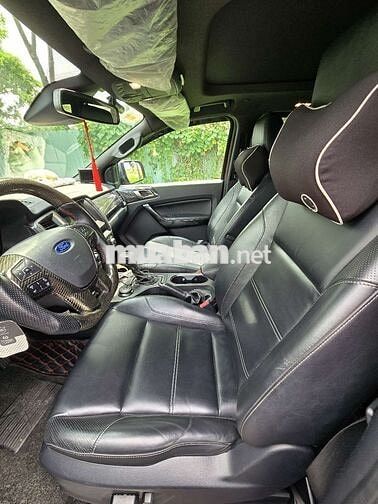 Ford Everest Titanium 4x4 Dầu Tự động 7 chỗ