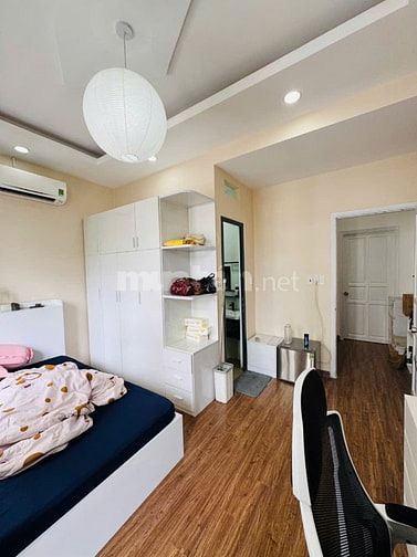 Nhà bán mới đẹp , vào ở ngay không cần sửa chữa .