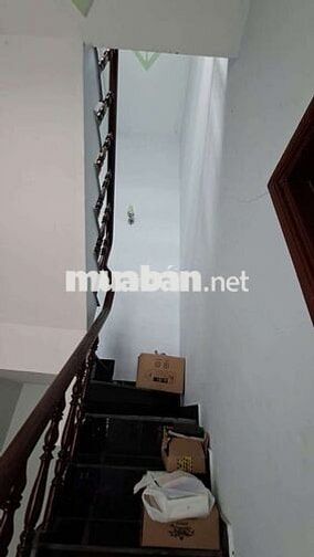 Nhà 1 trệt 2 lầu 2 mặt tiền 6m và 3.5m hẻm xe hơi vào nhà