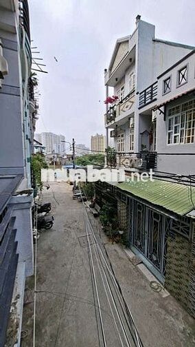 Nhà 1 trệt 2 lầu 2 mặt tiền 6m và 3.5m hẻm xe hơi vào nhà