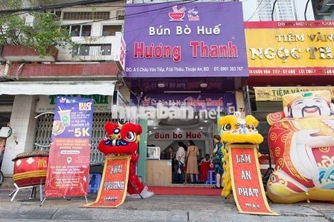 Tuyển Nữ Phụ Quán Ăn Bao Ăn Ở Lương tới 9tr