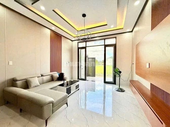 Nhà cấp 4 mới đẹp gần cầu bạch dằng 2, chỉ cần 400tr là nhà trao liền 