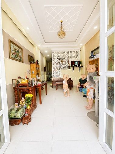 Bán nhà ngay Vạn Phúc city - DT 4x20 - ô tô 7 chỗ vô sân - chỉ 7.3 tỷ