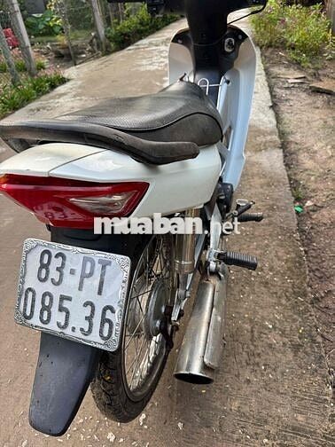 Daelim 50cc màu Trắng