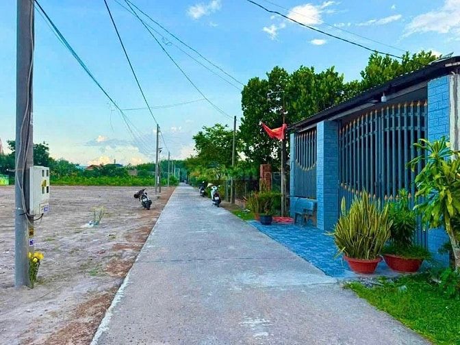 Bán Đất 268m2 có sẵn 110 m2 thổ cư ODT giá 1.25 tỷ tại Chơn Thành