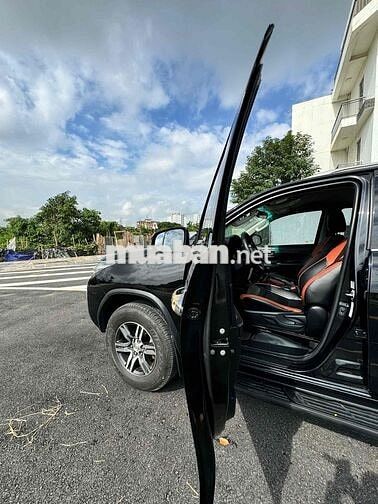 Toyota Fortuner 2019 Dầu Sàn Đen