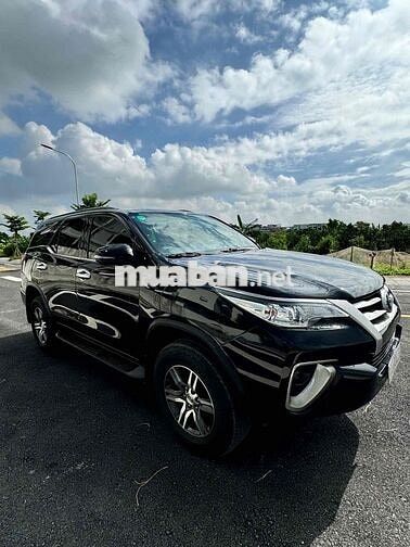 Toyota Fortuner 2019 Dầu Sàn Đen