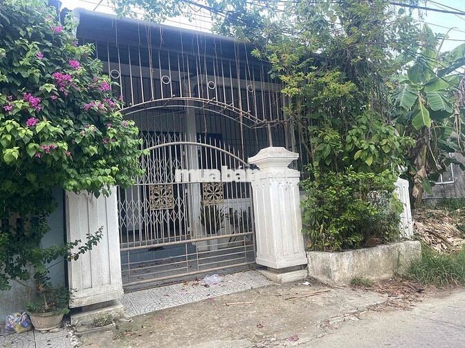 Nhà cho thuê kiêm thêm văn phòng đã xây mới phù hợp với nhiều người