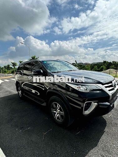 Toyota Fortuner 2019 Dầu Sàn Đen