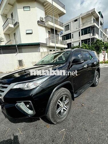 Toyota Fortuner 2019 Dầu Sàn Đen