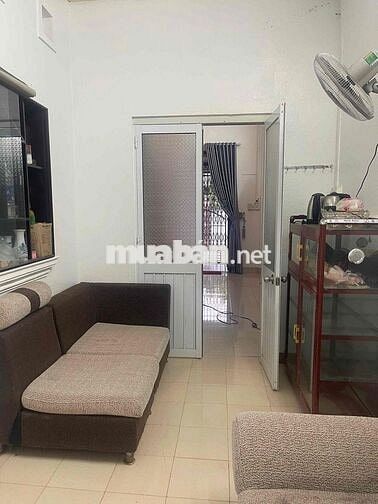 Nhà cho thuê kiêm thêm văn phòng đã xây mới phù hợp với nhiều người