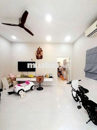 NHÀ ĐẸP - GIÁ RẺ - KHU DÂN CƯ VĂN MINH - ĐÔ THỊ ĐẸP - 46M2 - 4.5 TỶ 