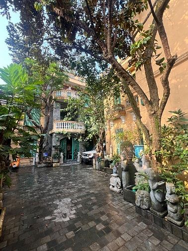 BÁN GẤP BIỆT THỰ KIẾN TRÚC CỔ ĐIỂN , SANG TRỌNG TẠI PHÚC THỌ - HÀ NỘI 