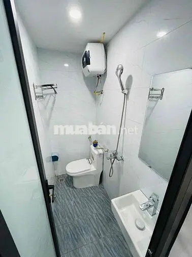 Địa chỉ : 562 Thuỵ Khuê - Tây Hồ  ( Sát Phố )