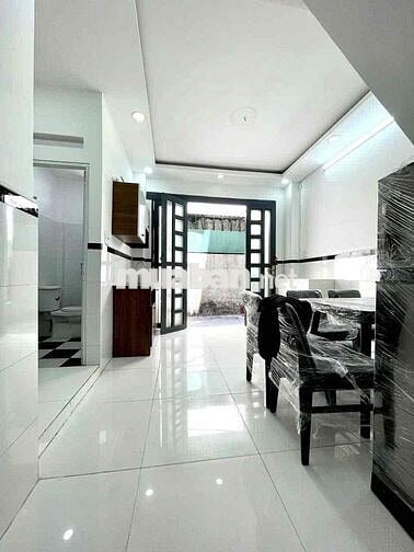 Nhà Nguyên Căn 1T1L 3PN Ngay Mặt tiền Nguyễn Trãi Q5