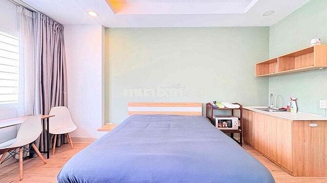 CHÍNH CHỦ CHO THUÊ STUDIO BAN CÔNG THANG MÁY FULL TIỆN NGHI VIEW ĐẸP