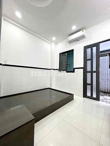 Nhà Nguyên Căn 1T1L 3PN Ngay Mặt tiền Nguyễn Trãi Q5