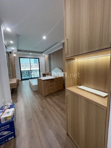 Hiếm Phân lô thang máy Lạc Long Quân, 52m, 8T, 20.5 tỷ