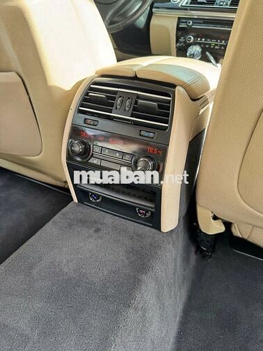 BMW 750Li xDrive F02 2009 Vàng cát Mỹ