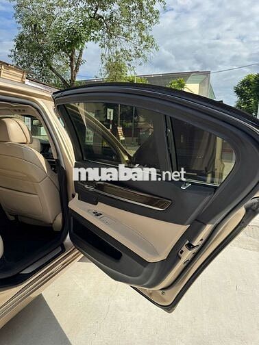 BMW 750Li xDrive F02 2009 Vàng cát Mỹ