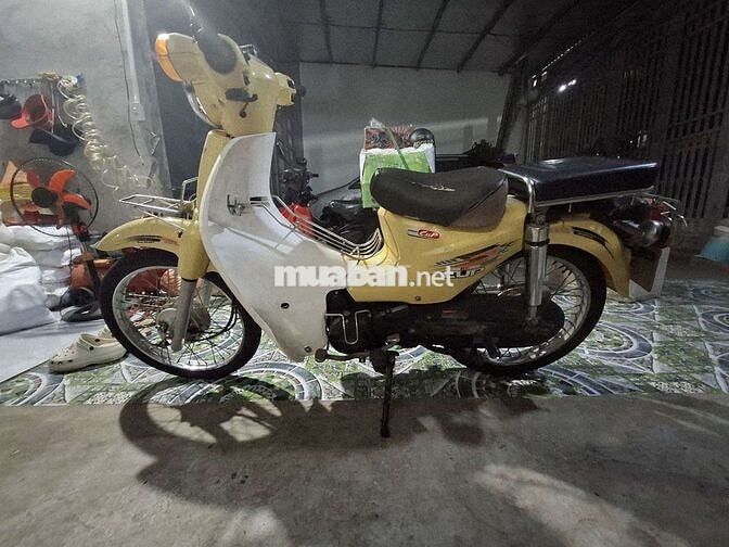 Honda Super Cub Vàng kem