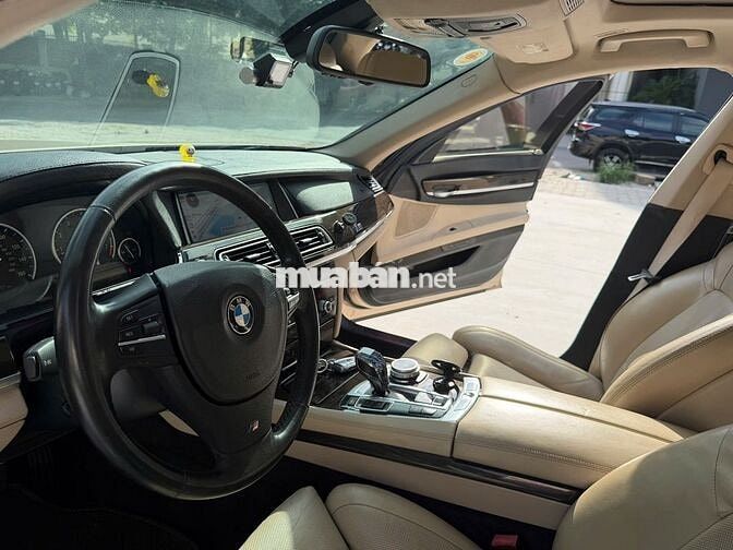 BMW 750Li xDrive F02 2009 Vàng cát Mỹ