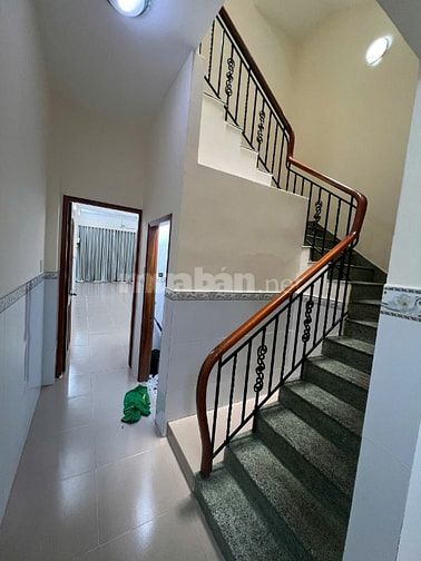 Nhà cho thuê nguyên cănhẻm xe hơi 856/4 Quang Trung, Gò Vấp, 3,7x25m