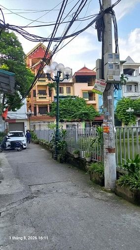 Bán Nhà Giáp Bát-Phân Lô-ÔTÔ-View Hồ-MT 7m Siêu Đẹp-4Tầng x 100m2-23Tỷ