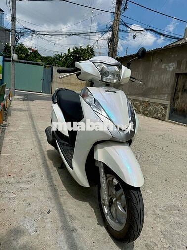 Honda Lead 2024 Trắng Xăng