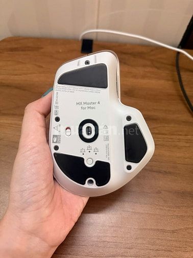 Bán lại Chuột Logitech MX Master 4 Trắng Mac
