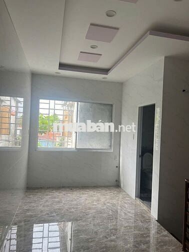 CẦN BÁN NHÀ NGAY CHỢ – THUẬN TIỆN KINH DOANH, BUÔN BÁN TẤP NẬP