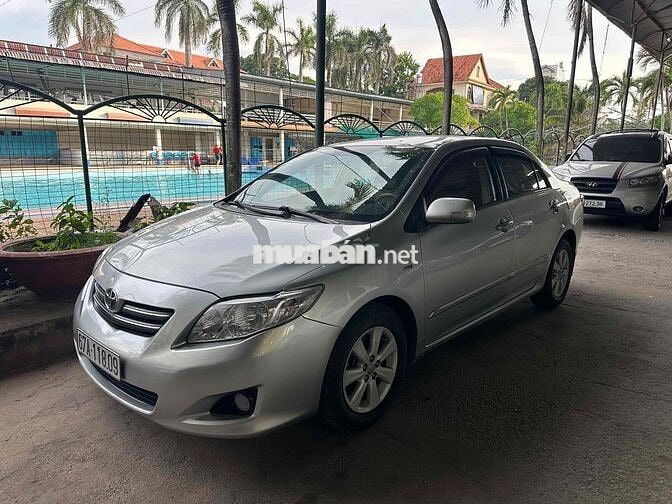 Toyota Corolla Altis 1.8G Bạc 2010