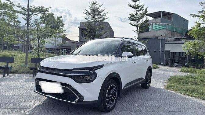 Kia Carens Signature 1.4T Trắng