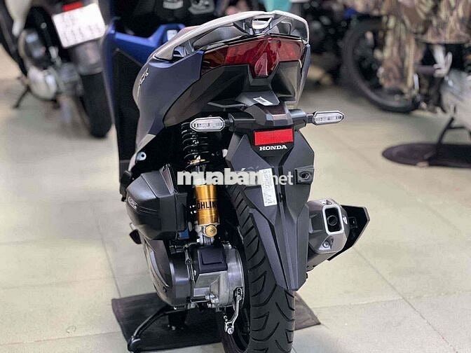 Honda Click Thái 150 2022 Xanh 5000km phuộc Ohlins