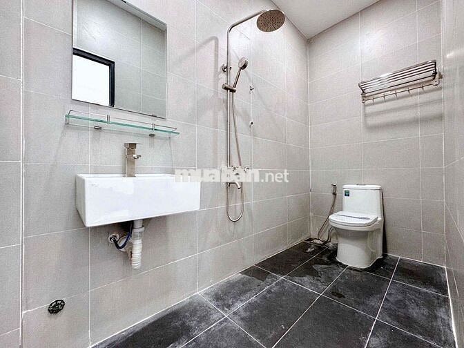Căn hộ sân vườn 45m2 1pn full nt Đinh Tiên Hoàng - Q1