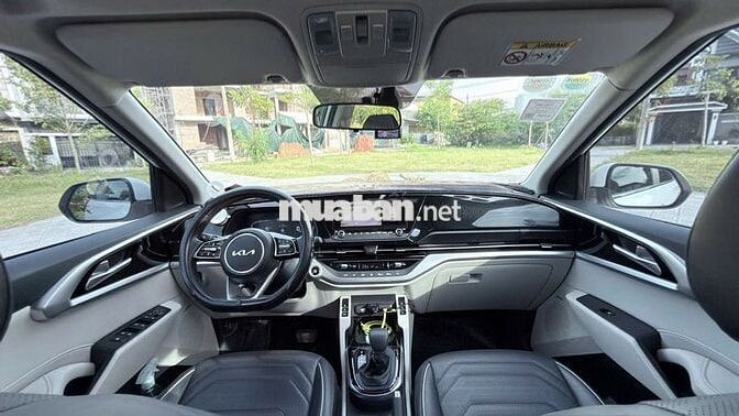Kia Carens Signature 1.4T Trắng