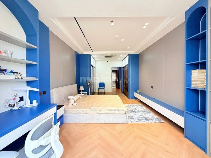 BÁN GẤP  NHÀ PHÂN LÔ VIP NGUYỄN PHONG SẮC, CẦU GIẤY  DT 70M  GIÁ 33,5Ỷ