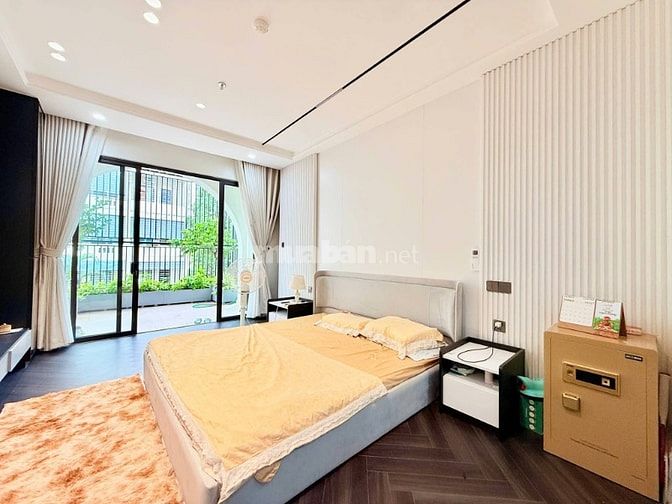 BÁN GẤP  NHÀ PHÂN LÔ VIP NGUYỄN PHONG SẮC, CẦU GIẤY  DT 70M  GIÁ 33,5Ỷ