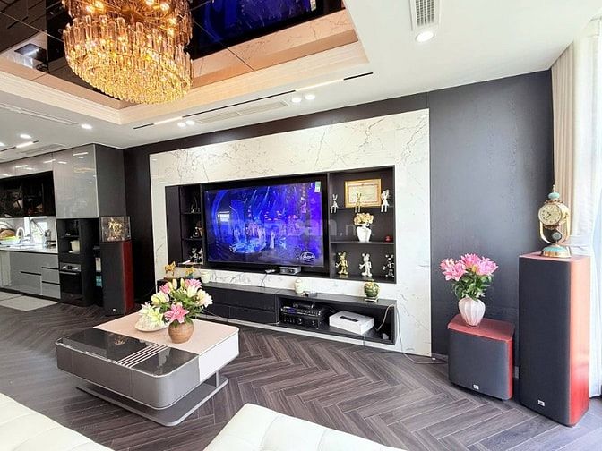 BÁN GẤP  NHÀ PHÂN LÔ VIP NGUYỄN PHONG SẮC, CẦU GIẤY  DT 70M  GIÁ 33,5Ỷ
