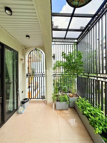 BÁN GẤP  NHÀ PHÂN LÔ VIP NGUYỄN PHONG SẮC, CẦU GIẤY  DT 70M  GIÁ 33,5Ỷ