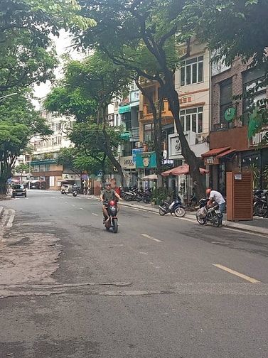 BÁN GẤP  NHÀ PHÂN LÔ VIP NGUYỄN PHONG SẮC, CẦU GIẤY  DT 70M  GIÁ 33,5Ỷ