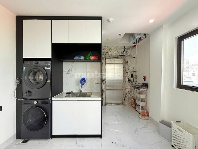 BÁN GẤP  NHÀ PHÂN LÔ VIP NGUYỄN PHONG SẮC, CẦU GIẤY  DT 70M  GIÁ 33,5Ỷ