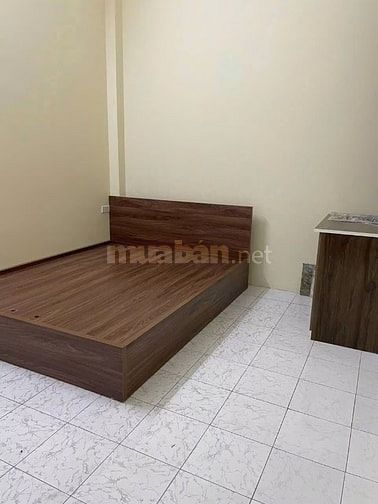 Cc mời thuê Phòng 160 trần Đại Nghĩa Dt 25m2 Ban Công 4tr oto đỗ cửa.
