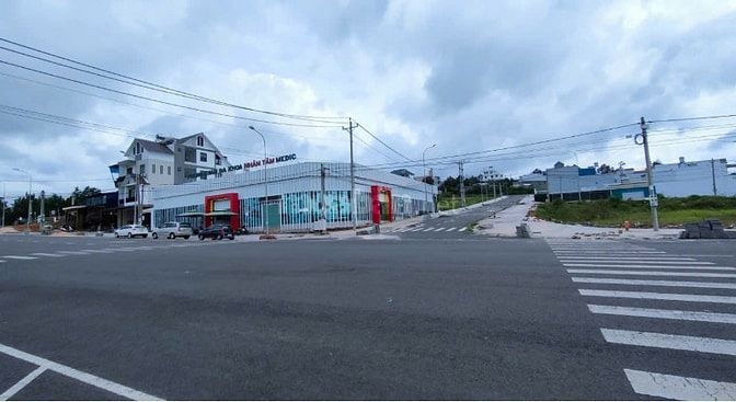 Đất Mặt tiền Khu phố 3, phường B'Lao (7 x33m = 234m2 full Thổ cư)