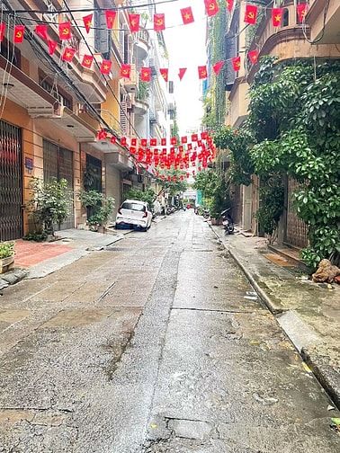 Cc mời thuê Phòng 160 trần Đại Nghĩa Dt 25m2 Ban Công 4tr oto đỗ cửa.
